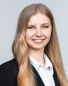 Karolina Maier